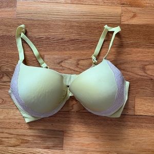 Yellow and white lace push up bra